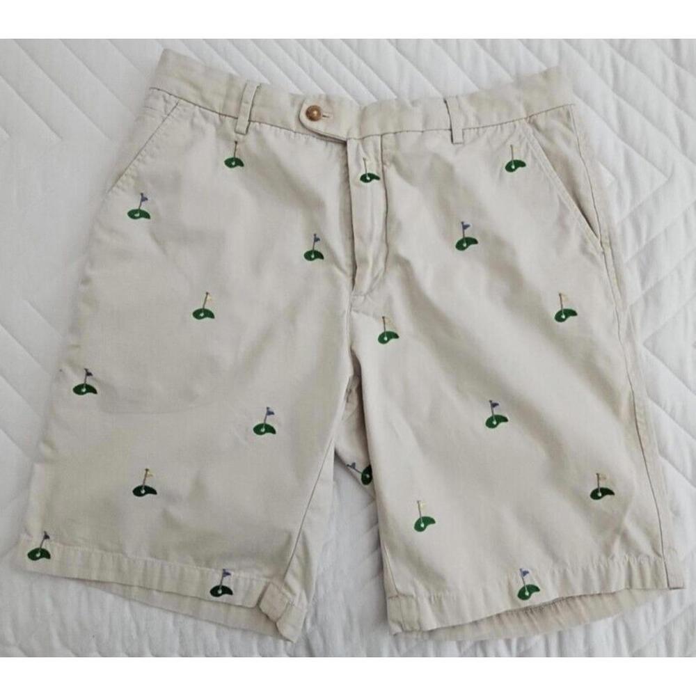 J McLaughlin men’s shorts 33. Khaki with golf print